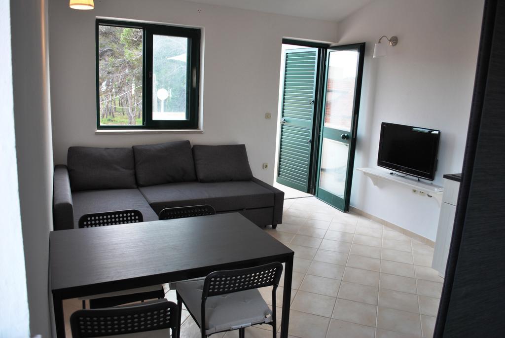 Apartments Sunny Punta 普利拉卡 外观 照片